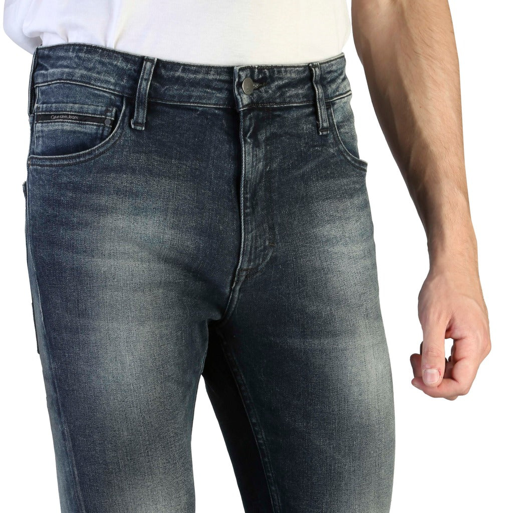 Calvin Klein - J30J305740