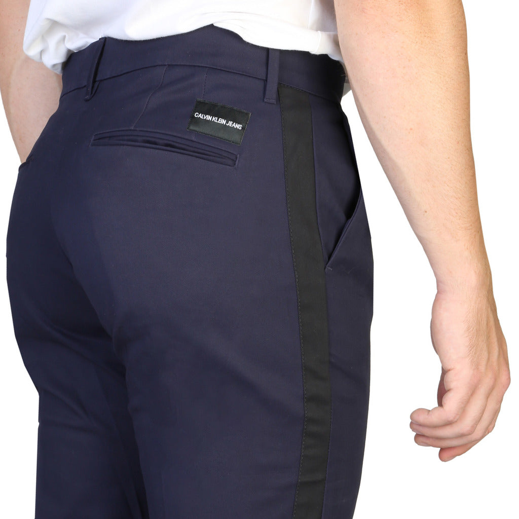 Calvin Klein - J30J311059