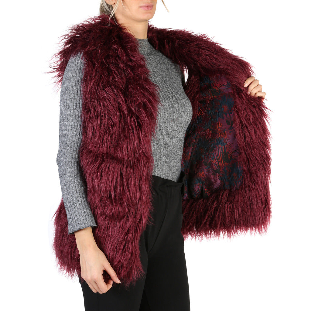 Guess - W83N10