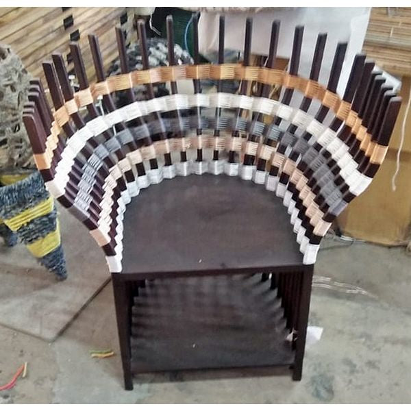 Armchair walnut (80 x 62 x 85 cm)