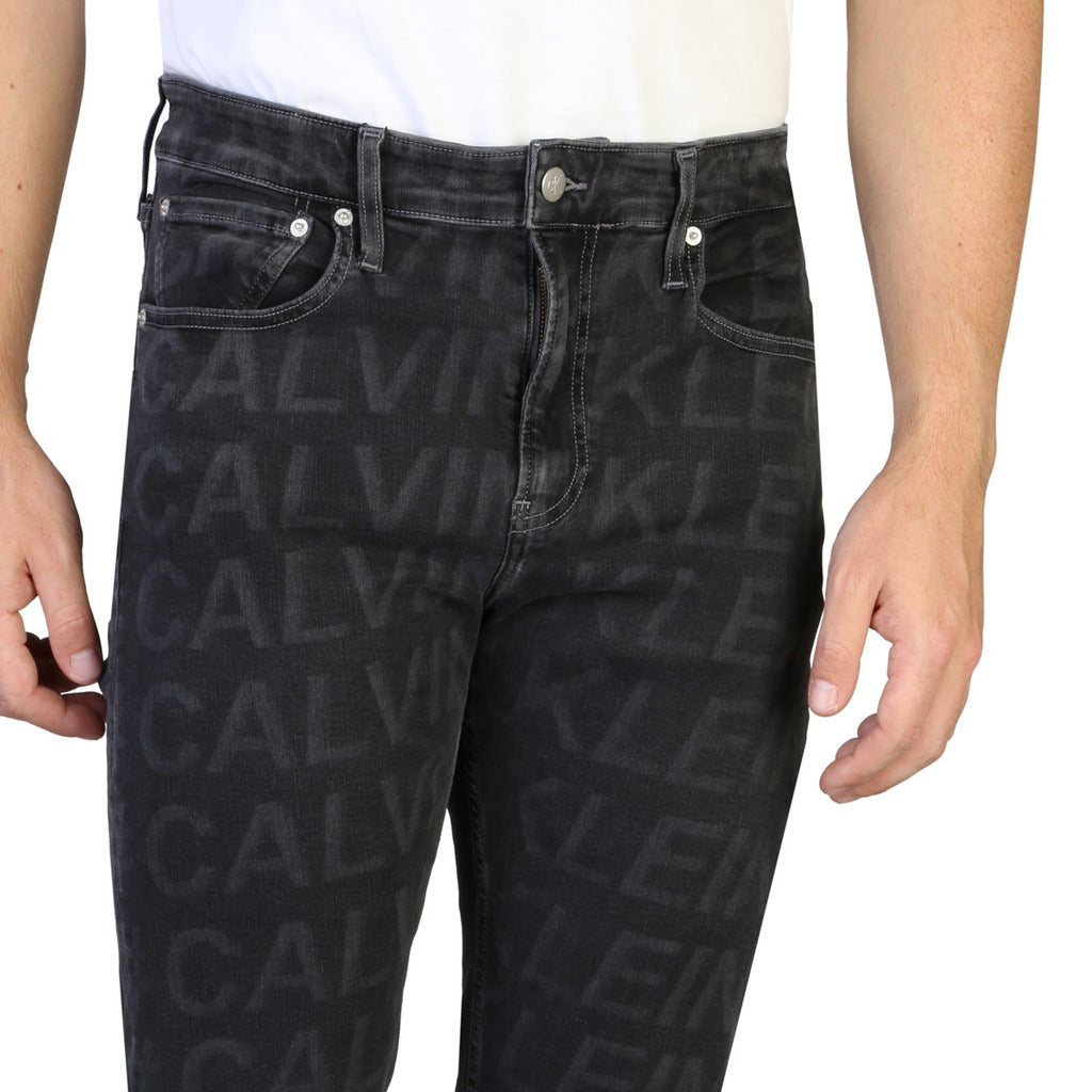 Calvin Klein - J30J314954