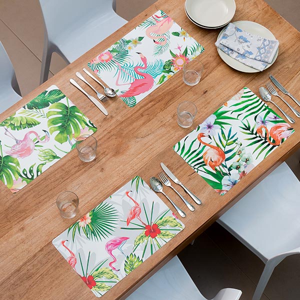 Wagon Trend Tropical Flamingo Placemats