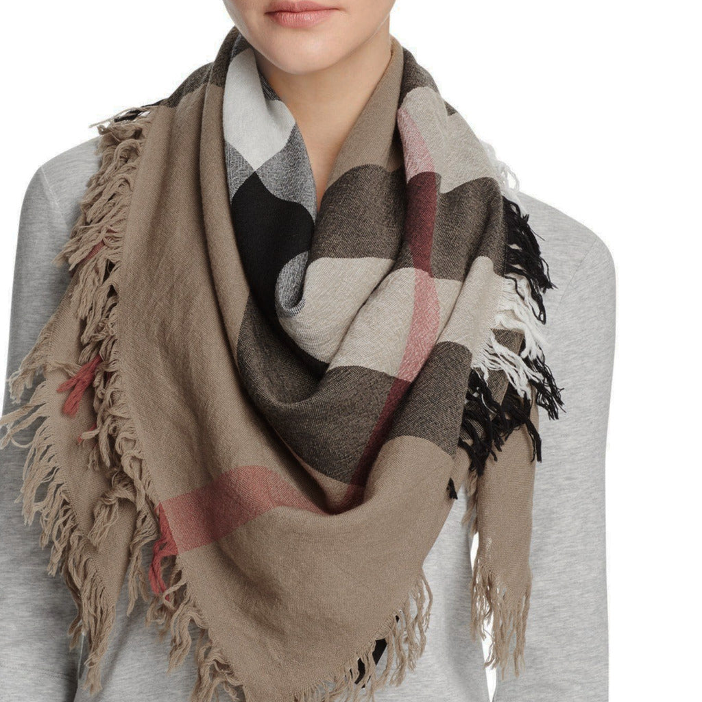 Burberry-38414031 