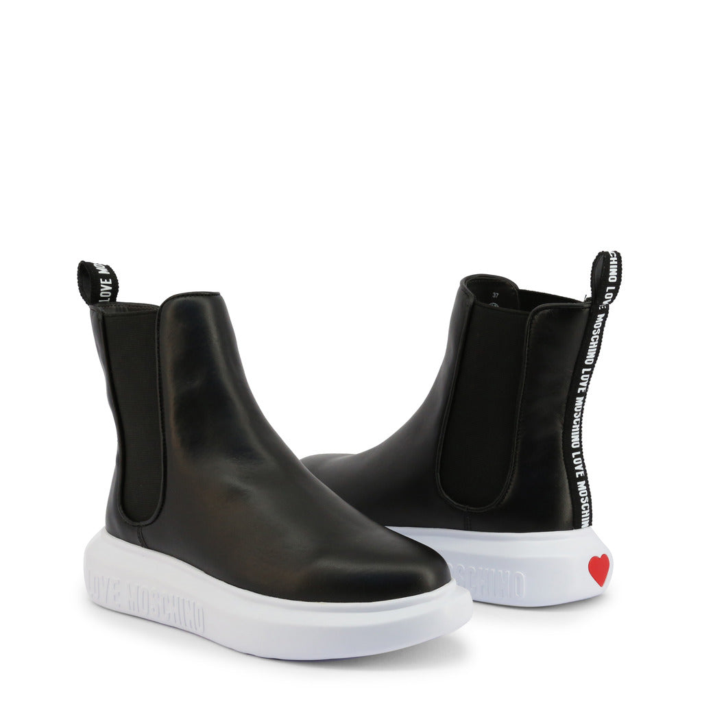 Adoro Moschino - JA15504G0BJA 