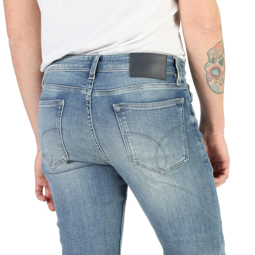 Calvin Klein - J30J304716