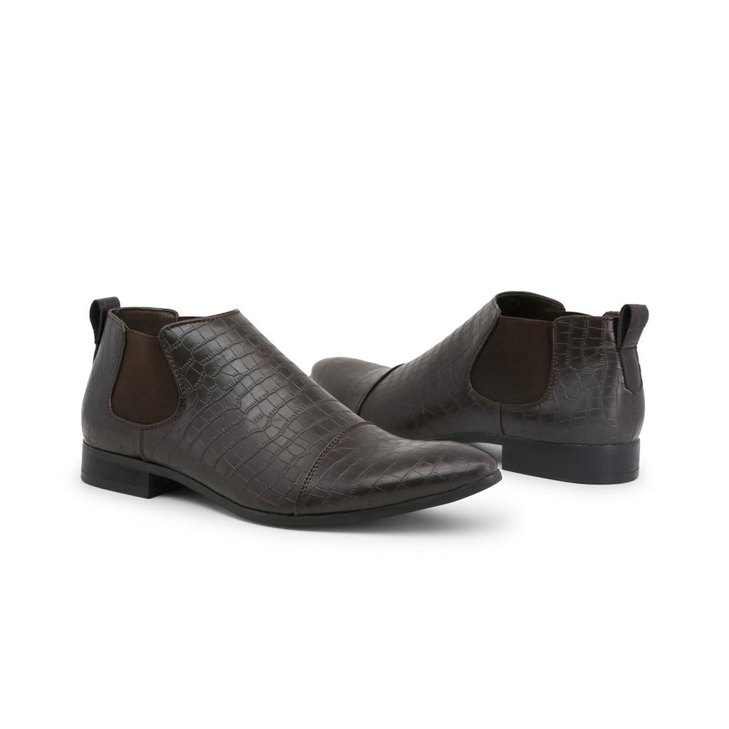Duca di Morrone-JONES 